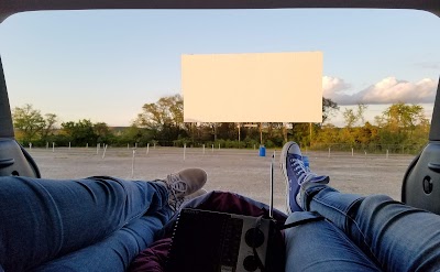 B&B Theatres Twin Drive-In