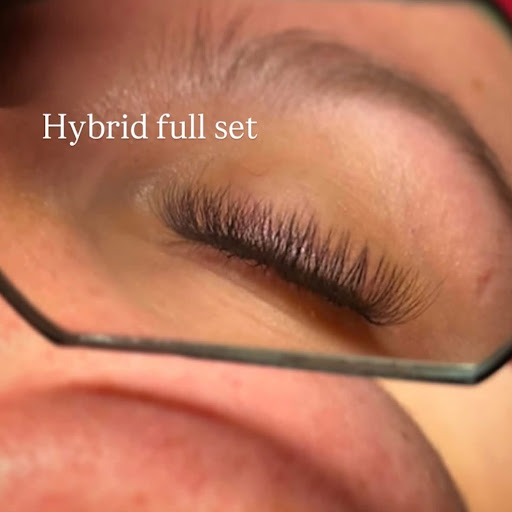 The Lash Lounge