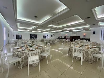 Restaurante Maxi Ctra. Gijón-Sevilla, 19F, 06220 Villafranca de los Barros, Badajoz, España