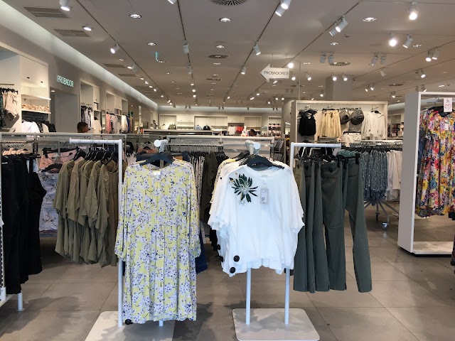 H&M