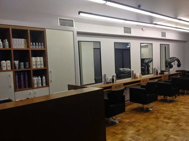 Comentarii opinii despre Cut Off & Dye