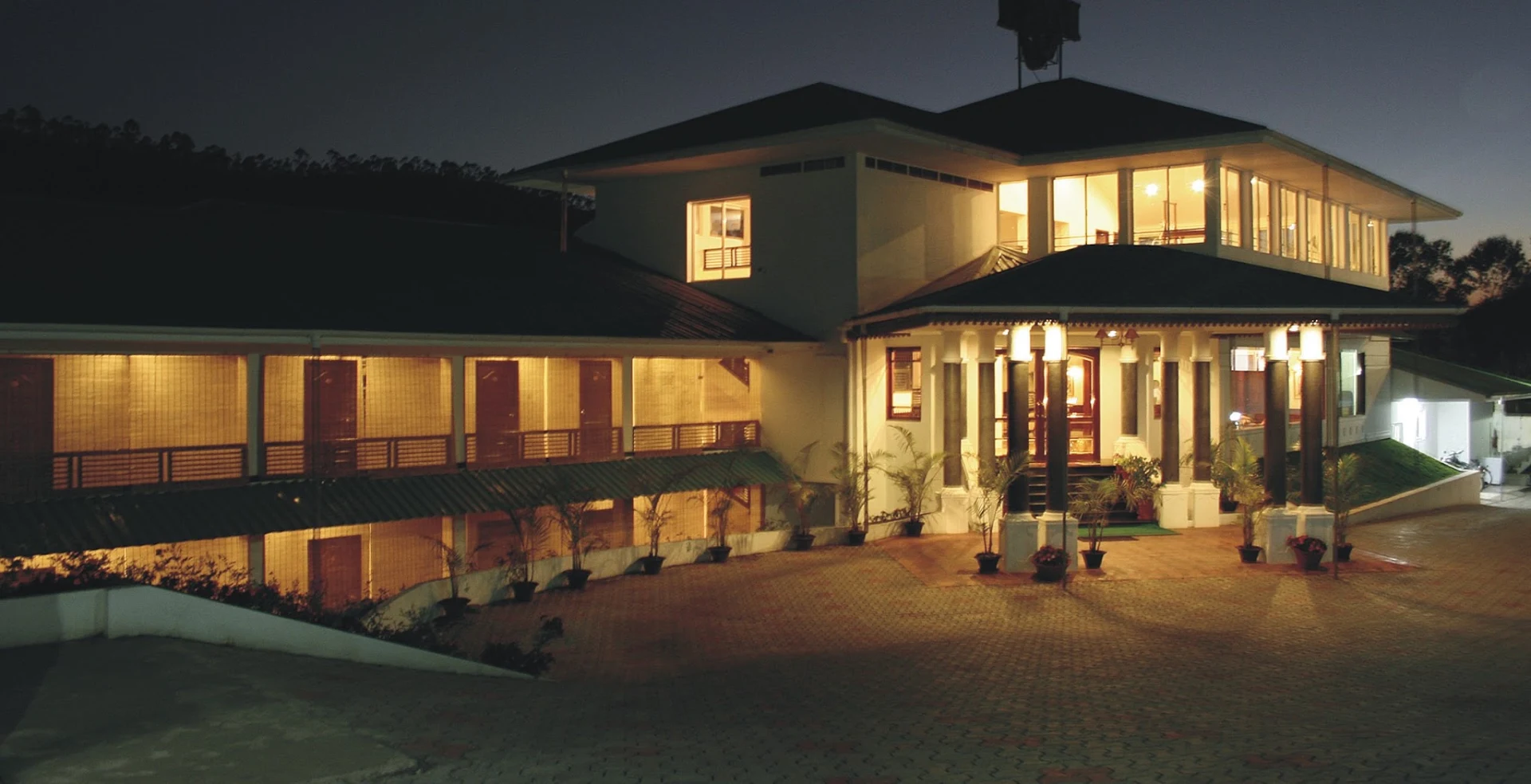 Maximunnar T & U Leisure Hotel