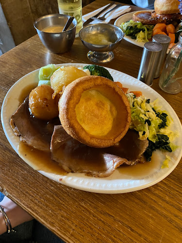 Duke of Wellington Phone number