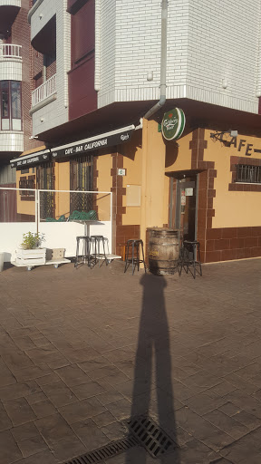 CAFÉ BAR CALIFORNIA