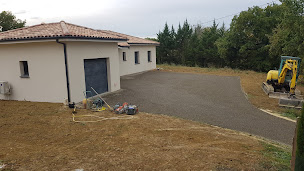 Photo n°2 de Sebastien Cordereau Espaces Verts SCEV à Lectoure (Société de travaux publics)