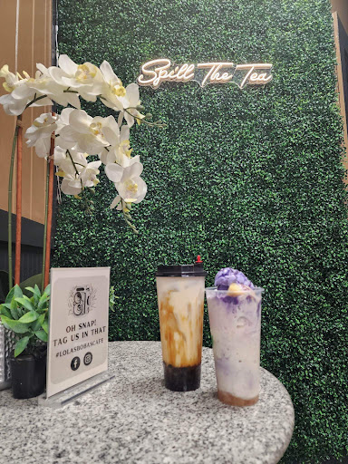 Lola's Boba's - Visual