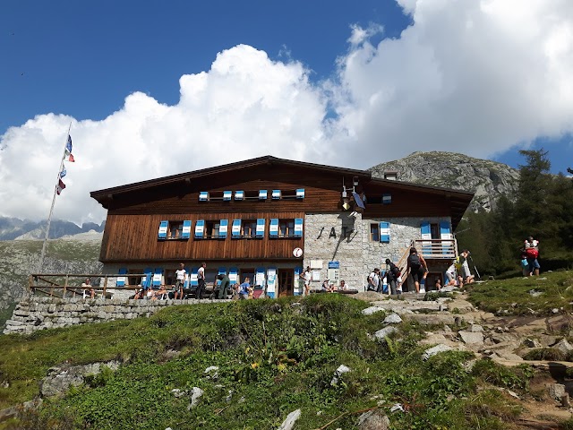 Shelter Valley Of Smoke