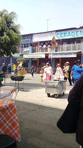 Opinii despre Centro Comercial y Mercado Plaza Vitarte în Lima - Centro comercial