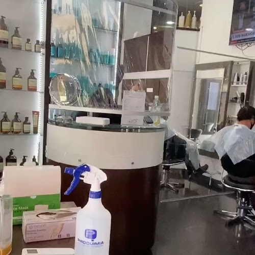 Comentarios y opiniones de Peluquería Época Estilistas