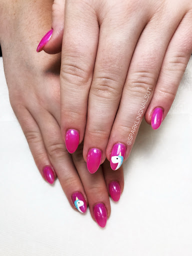 Sparkling Nails - Thumbnail