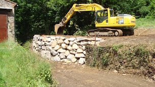 Photo n°3 de CALAS SABLE TERRASSEMENT SARL à Bout-du-Pont-de-Larn (Société de travaux publics)