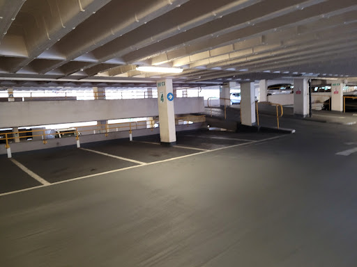 Easton Street car park