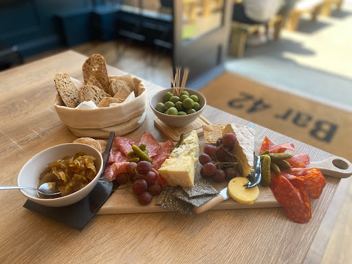 Bar 42 - Craft Beer and Wine - Thumbnail