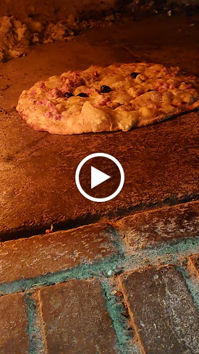Photo 2 - pizzeria au feu de bois Caderousse