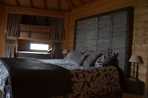 Photo n°70 de Arbrakabane Cabanes perchées et Roulottes à Peyrissas (Chambre d'hôtes)