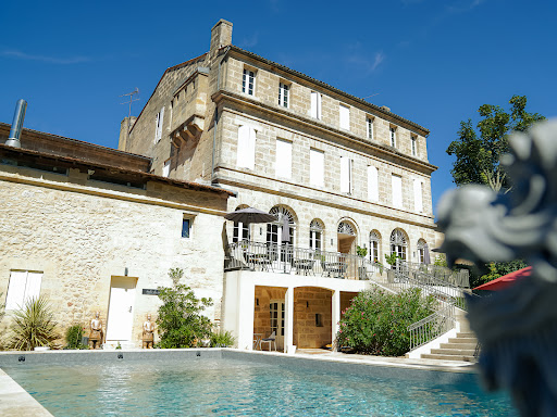 Photo de Chateau Latour Segur Suites et Spa TerreHappy à Lussac (33570)