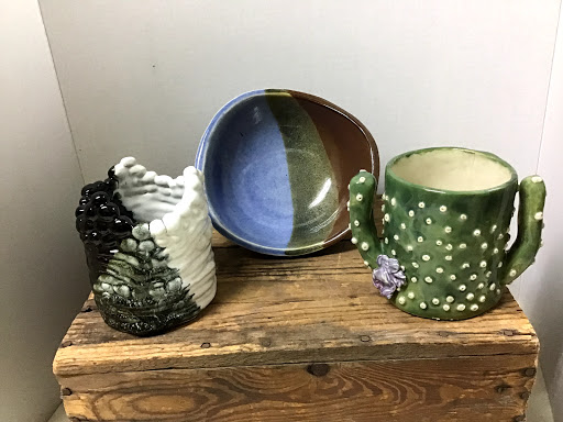 Linda Abbott Pottery