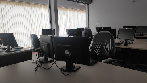 Af1qipnni2ypncjs87jotejzoiy79957cwrtj8l1csto=s516 K No