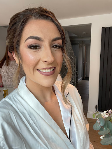 Emily’s Lashes - Thumbnail