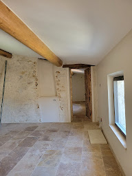 Photo n°32 de SARL Antoine Peinture à Monteux (Service de pose de parquet)