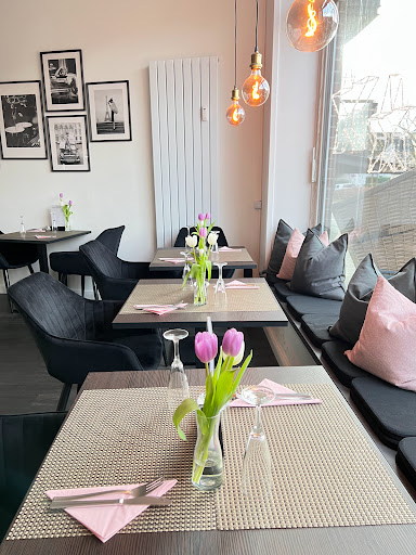 Lalé Café - Visual