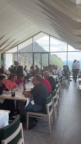 Restaurante Miradouro do Castelo Horário de abertura