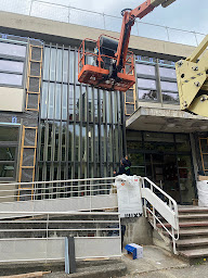 Photo n°9 de Ecm Alu à Domène (Atelier de menuiserie)