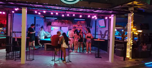 Legends Bar