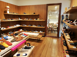 Photo n°5 de Bocage BAYONNE à Bayonne (Magasin de maroquinerie)