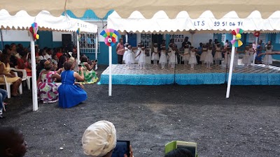 Photos of Emergence Bilingual School