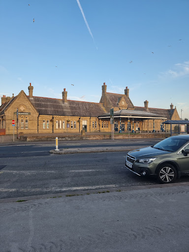Station Promenade - Thumbnail