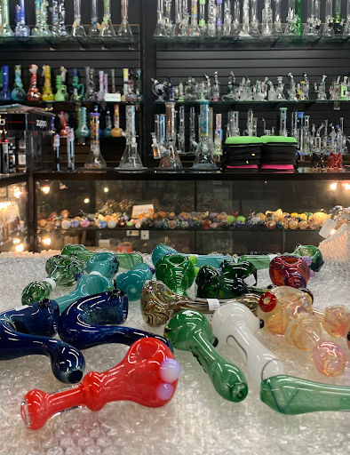 Nirvana Smoke and Vape Gallery - United States