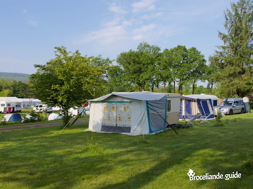 Camping Le Val aux Fées - Brocéliande