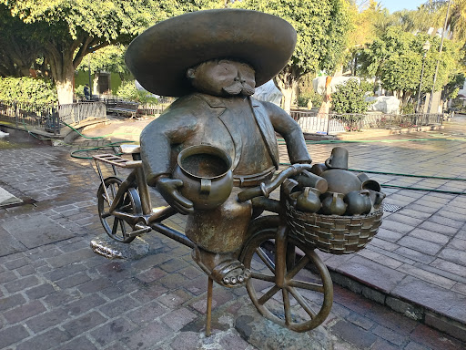 Jardín Hidalgo Gallery - Mexico