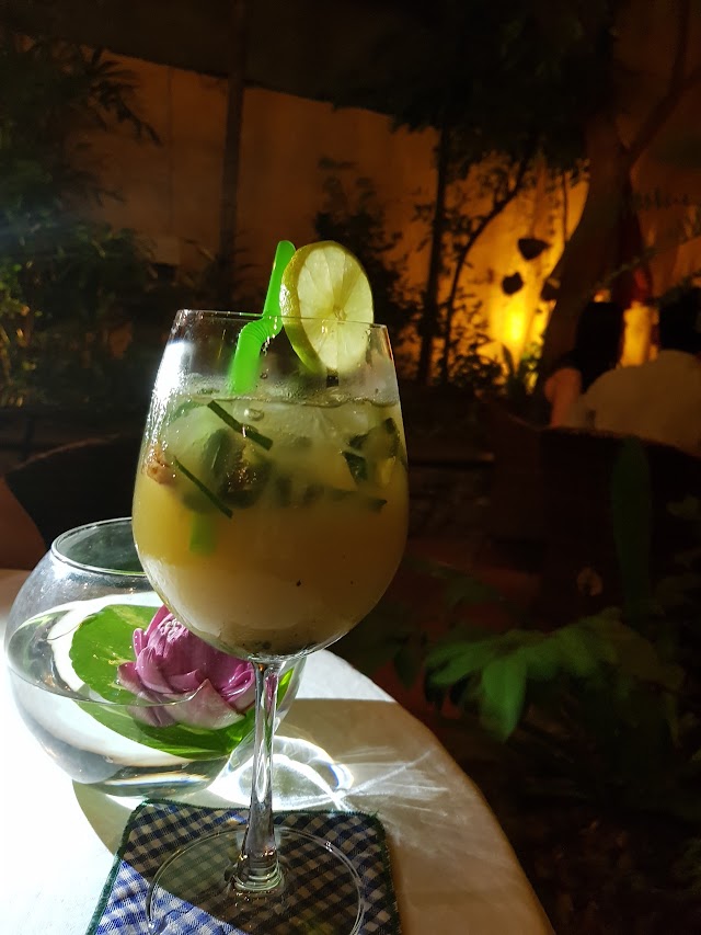 ASANA OLD WOODEN HOUSE Cocktail Bar