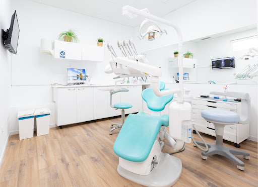 CLINICA DENTAL ODONTOFAM - Dentista Villaviciosa de Odón - Thumbnail