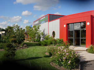 Photo n°9 de Delanoue Paysage à Avrillé (Spa en extérieur)