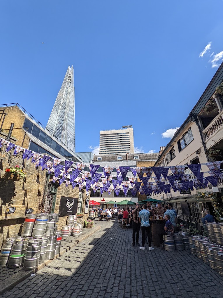 Whether you're looking for a pint of beer or a hearty meal, the pubs in Borough Market offer a unique and authentic London experience. Read our guide for the best pubs around Borough Market