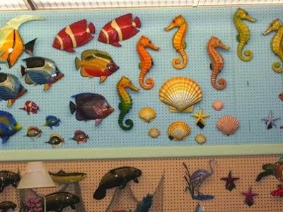 Photos of Lori Draper's New & Used Furniture