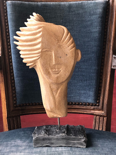 Photo de atelier de sculpture, terre, pierre La Rochelle, initiation sur pierre à Aytré (17440)