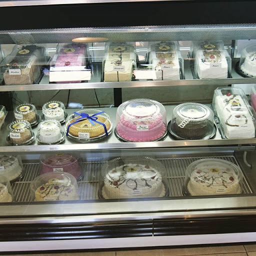 PASTELERÍA LA CASA AMARILLA DELICIAS