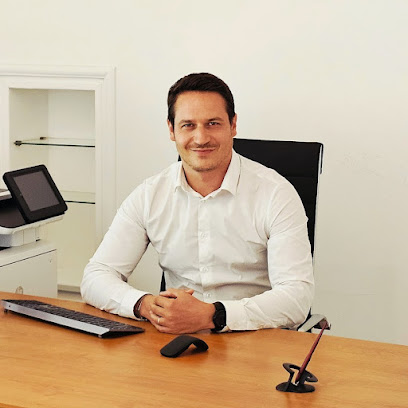 Maître Adrien REYNET - Avocat à Libourne