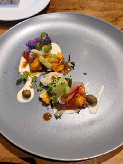 cafe&gallery cabane(カバノ)／restaurant digue(ディグ)／kro terrier(クロテリエ)