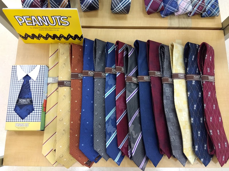 洋服の青山 八尾店