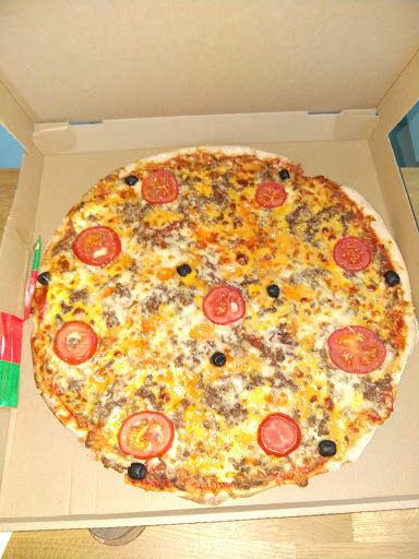 Photo 2 - PIZZ & BURG