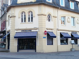 Photo n°2 de LA MAISON DE LA SARDINE DINARD par Pointe de Penmarc'h à Dinard (Magasin)