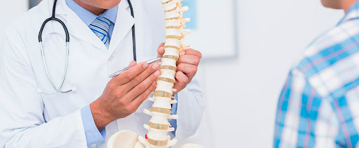 Dr. José M. Montañez Huertas, Cirujano