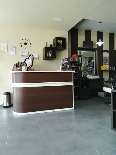 BARBER SHOP EST 2010