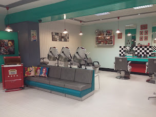 Photo n°2 de Tendance Coiffure à Saint-Quentin (Salon de coiffure)