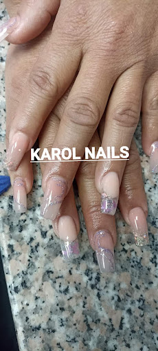 KAROL'S NAILS - Visual